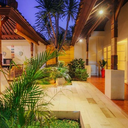 Villa Matahari Seminyak  Luaran gambar